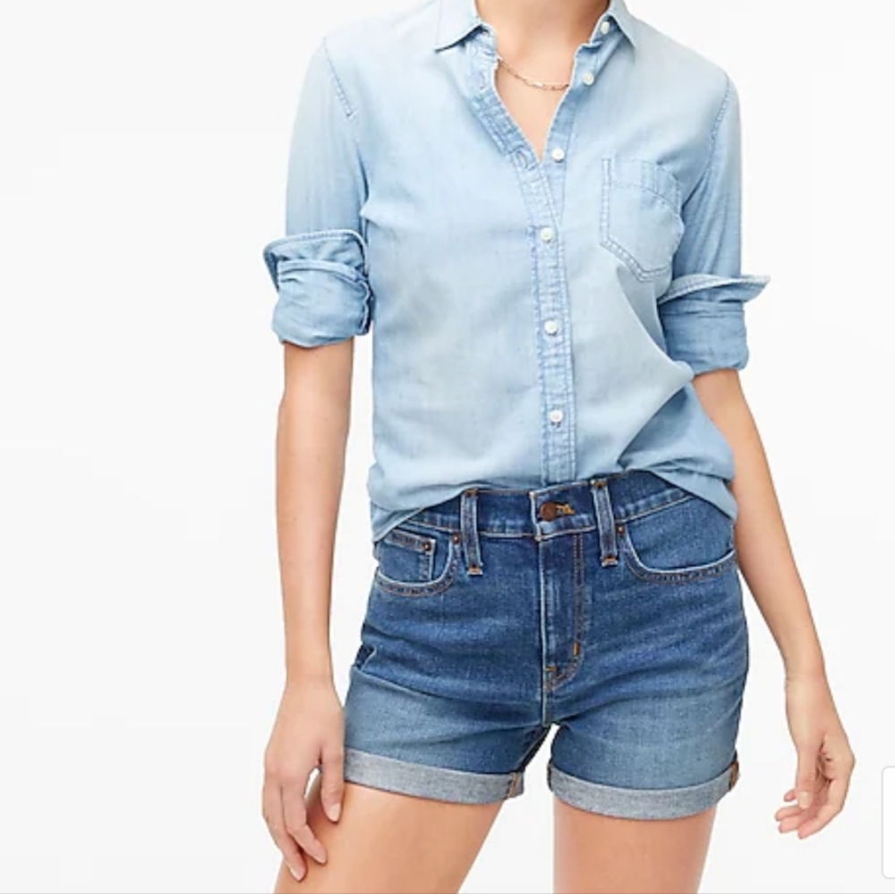Jcrew classic denim shorts 5" inseam cuffed distressed size 2